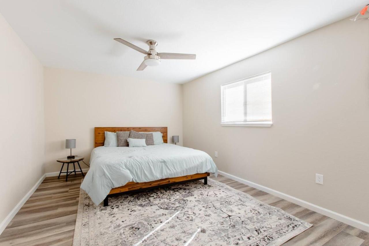 Beautiful Spacious Guest Home روزفيل، كاليفورنيا المظهر الخارجي الصورة